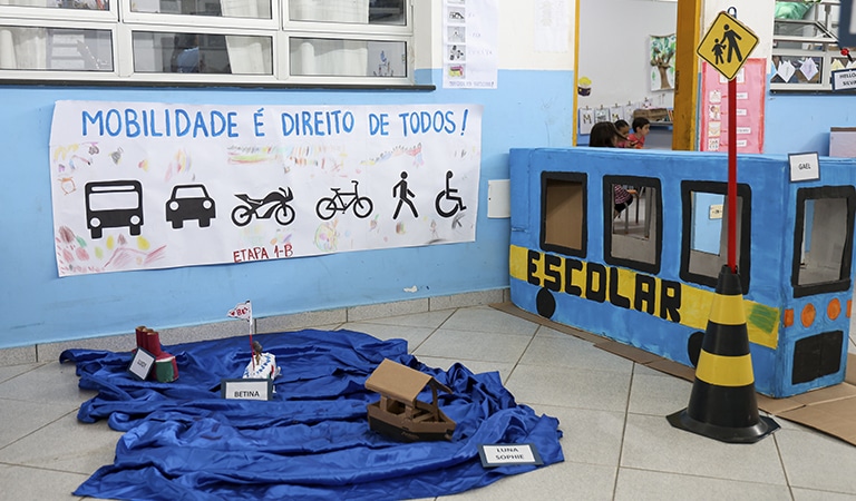 Há mais de duas décadas promovendo a segurança no trânsito nas escolas brasileiras